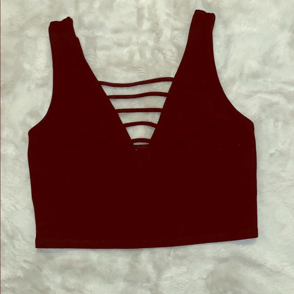Cropped v neck